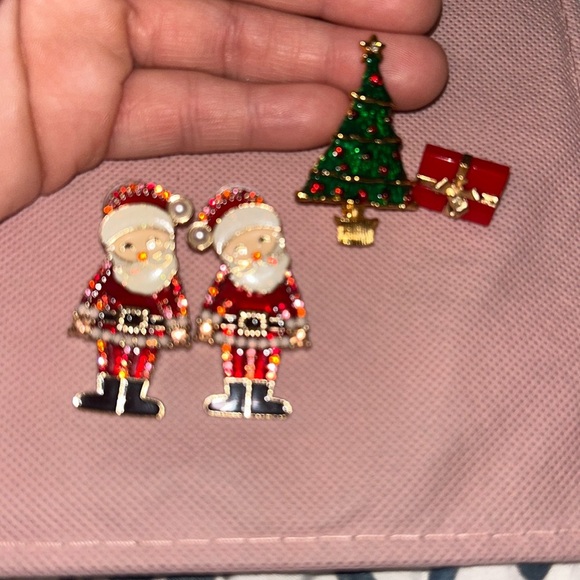 Santa Earrings Christmas tree pin - Picture 2 of 2